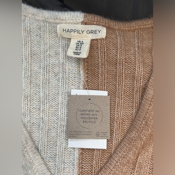 Happily Gray Cardigan Sweater NWT Size S - Picture 5 of 7